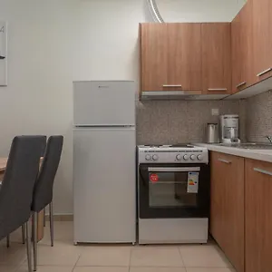 https://kosmos-sevice-apartment-family-city-center-4a.hotels-of-thessaloniki.com